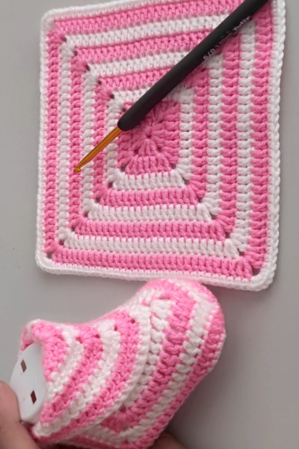 Baby Slippers With Easy Granny Square